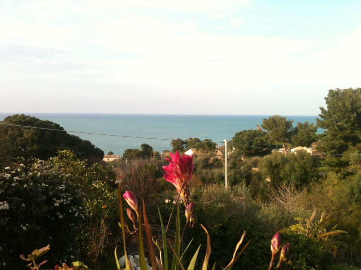Stanza In Villa Con Giardino Vista Mare Cefalu Exterior photo