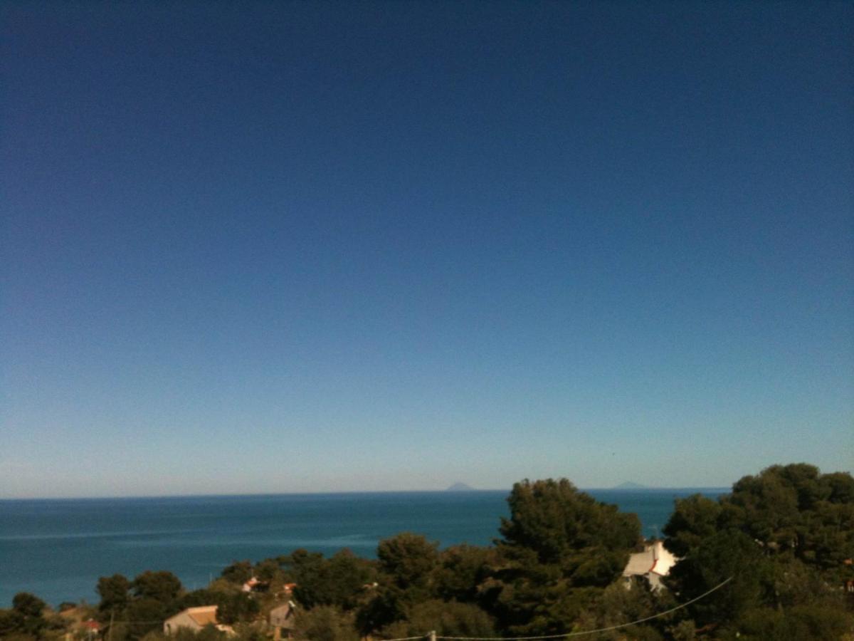 Stanza In Villa Con Giardino Vista Mare Cefalu Exterior photo