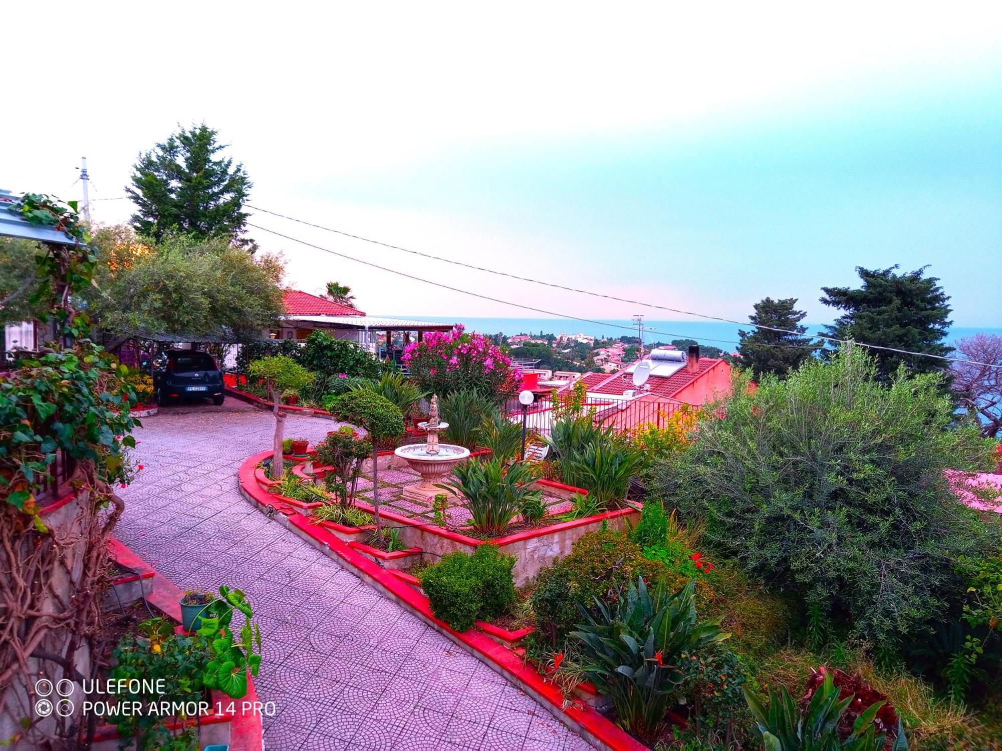 Stanza In Villa Con Giardino Vista Mare Cefalu Exterior photo