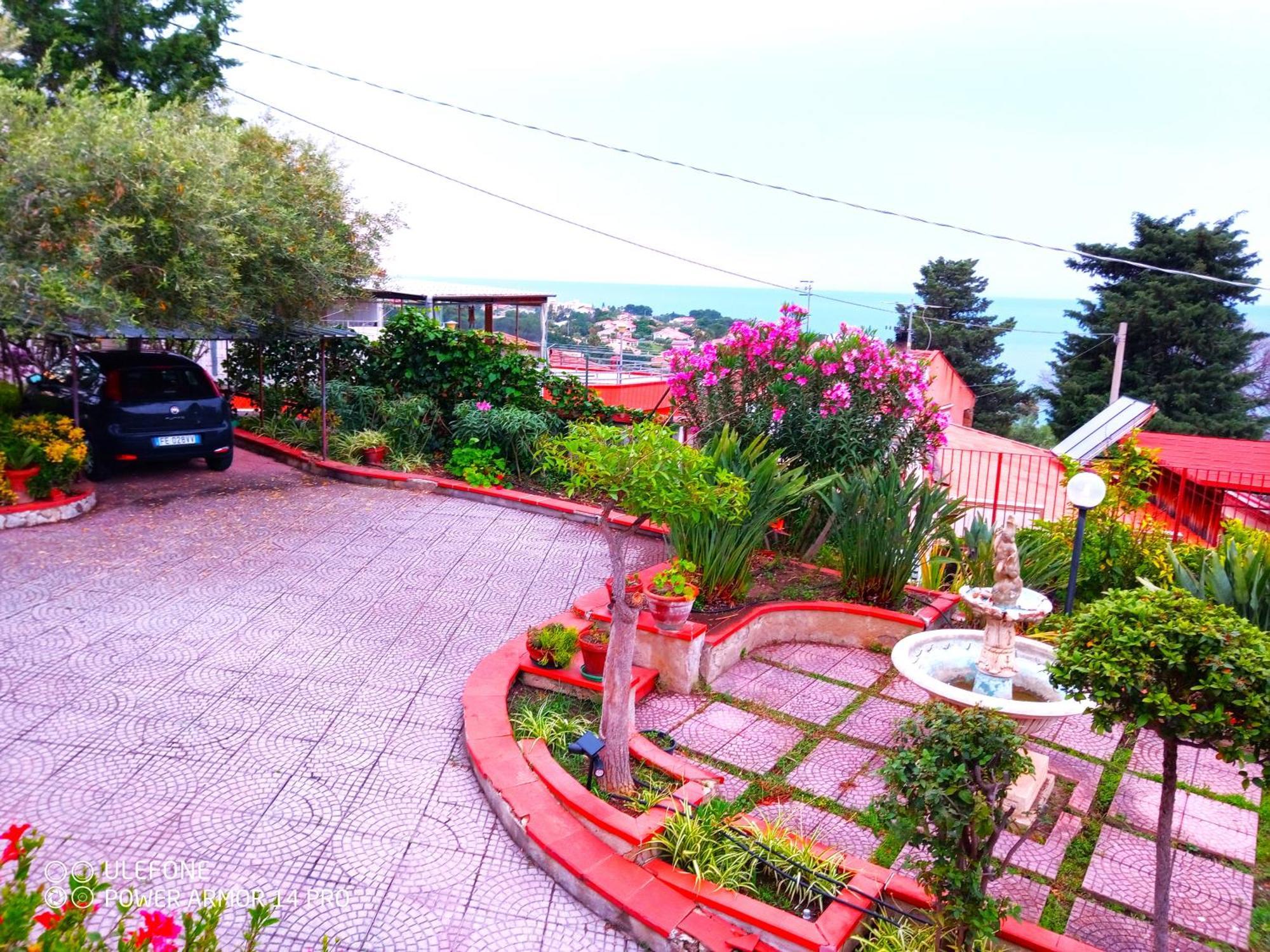 Stanza In Villa Con Giardino Vista Mare Cefalu Exterior photo